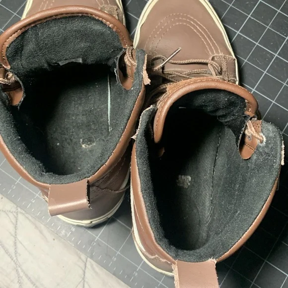 Men’s Vans Off The Wall, leather high top, size 11 - Picture 10 of 13